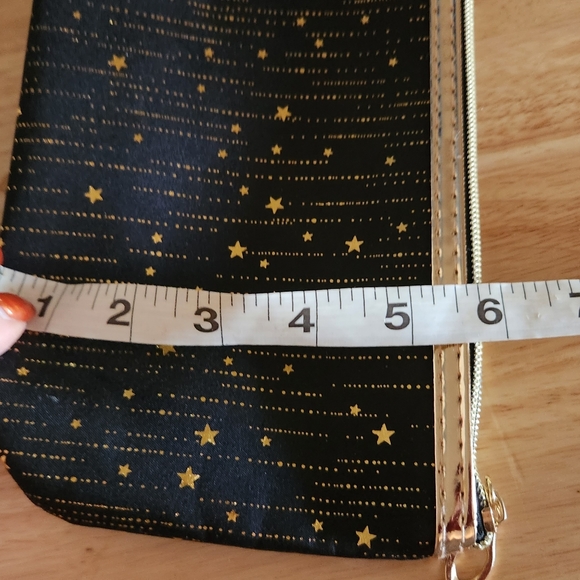 Make up case w/ free gift - Picture 6 of 9